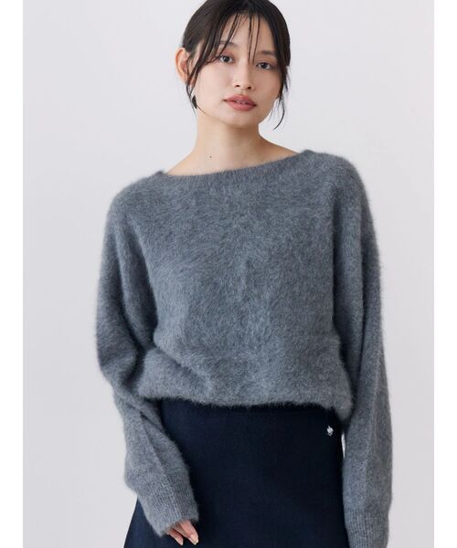 TONAL（トーナル）の「FOX×CASHMERE Vネックニット（ニット/セーター・レディース・ベージュ/ミント/オフホワイト/グレー/ベビーピンク・MEDIUM）」の7枚目の写真