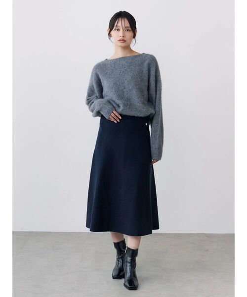 TONAL（トーナル）の「FOX×CASHMERE Vネックニット（ニット/セーター・レディース・ベージュ/ミント/オフホワイト/グレー/ベビーピンク・MEDIUM）」の16枚目の写真