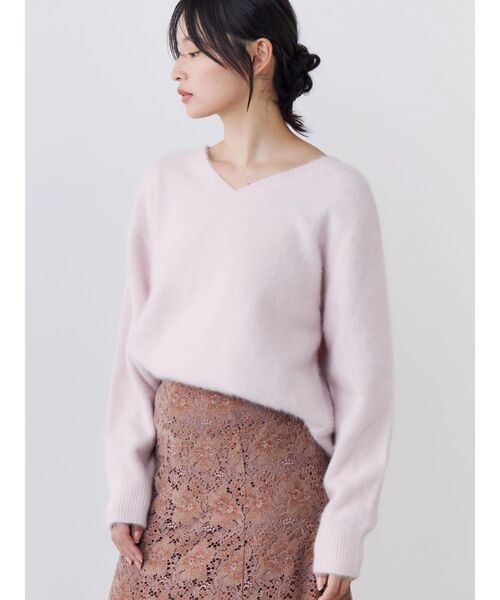 TONAL（トーナル）の「FOX×CASHMERE Vネックニット（ニット/セーター・レディース・ベージュ/ミント/オフホワイト/グレー/ベビーピンク・MEDIUM）」の20枚目の写真