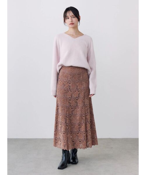 TONAL（トーナル）の「FOX×CASHMERE Vネックニット（ニット/セーター・レディース・ベージュ/ミント/オフホワイト/グレー/ベビーピンク・MEDIUM）」の22枚目の写真