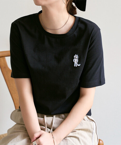 KOBE LETTUCE（コウベレタス）の「[ 11ぴきのねこコラボ ] 刺繍Tシャツ（Tシャツ/カットソー・レディース・ブラック/オフホワイト/ホワイト系/ホワイト系1/ブラック系/ブラック系1・M）」の5枚目の写真
