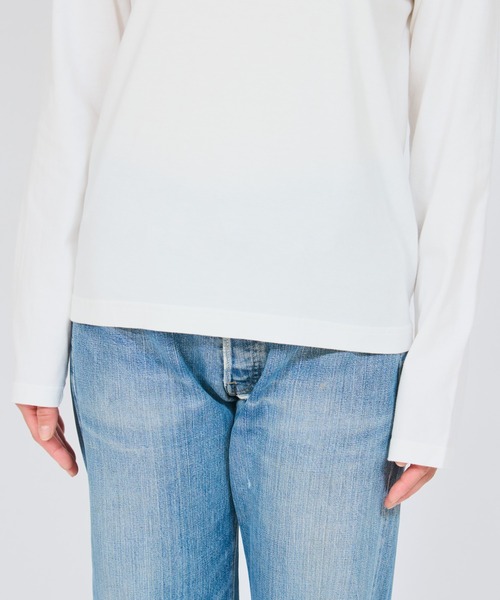 HANES(ヘインズ)の「【Hanes/ヘインズ】レディース Japan Fit for HER【2枚組】クルーネックロングスリーブTシャツ(Tシャツ/カットソー・レディース・ホワイト・LARGE/MEDIUM)」の5枚目の写真
