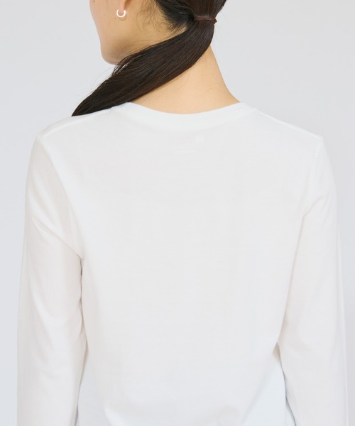 HANES(ヘインズ)の「【Hanes/ヘインズ】レディース Japan Fit for HER【2枚組】クルーネックロングスリーブTシャツ(Tシャツ/カットソー・レディース・ホワイト・LARGE/MEDIUM)」の6枚目の写真