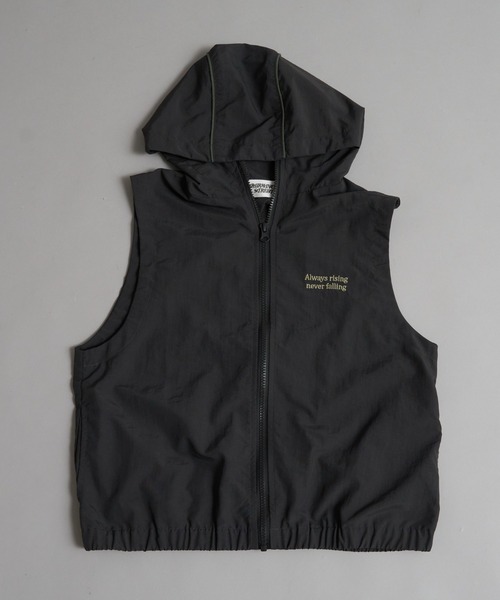 PAIRMANON STREET(ペアマノンストリート)の「【100-160cm】【撥水機能】 ナイロン ベスト フード付き 【PAIRMANON STREET】(ベスト・キッズ・パープル/チャコールグレー/ネイビー・120/130/110/100/140/160/150)」の18枚目の写真