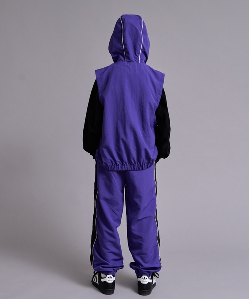PAIRMANON STREET(ペアマノンストリート)の「【100-160cm】【撥水機能】 ナイロン ベスト フード付き 【PAIRMANON STREET】(ベスト・キッズ・パープル/チャコールグレー/ネイビー・120/130/110/100/140/160/150)」の14枚目の写真