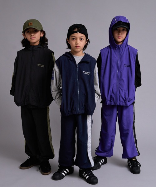 PAIRMANON STREET(ペアマノンストリート)の「【100-160cm】【撥水機能】 ナイロン ベスト フード付き 【PAIRMANON STREET】(ベスト・キッズ・パープル/チャコールグレー/ネイビー・120/130/110/100/140/160/150)」の16枚目の写真