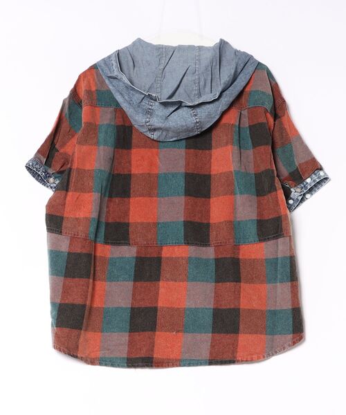 CUBE SUGAR(キューブシュガー)の「CUBE SUGAR/キューブシュガー DOT DENIMxチェック5分袖フードシャツ(シャツ/ブラウス・レディース・オレンジ/ブラウン・FREE)」の3枚目の写真