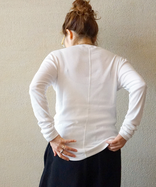 JOURNAL STANDARD LUXE(ジャーナルスタンダード ラックス)の「テレコ プルオーバー(Tシャツ/カットソー・レディース・ネイビー/ブラック/ホワイト・FREE)」の2枚目の写真