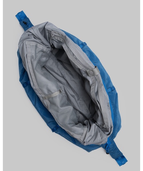Topologie(トポロジー)の「Cloud Hobo Medium(クラウド ホーボー ミディアム)(ショルダーバッグ・レディース・ブルー・ONE SIZE)」の4枚目の写真