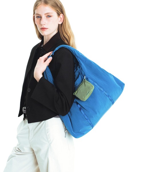 Topologie(トポロジー)の「Cloud Hobo Medium(クラウド ホーボー ミディアム)(ショルダーバッグ・レディース・ブルー・ONE SIZE)」の5枚目の写真