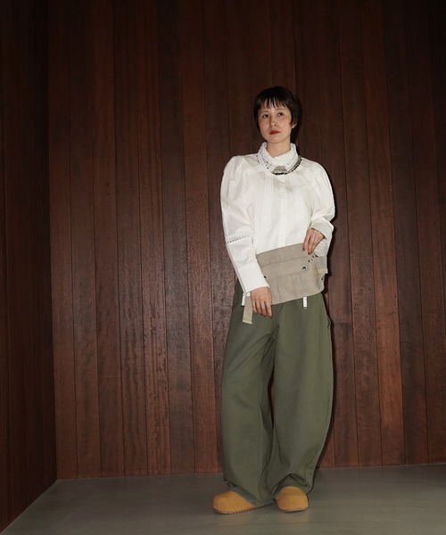 chuclla(チュクラ)の「レースカラー ステッチブラウス chw26a108(シャツ/ブラウス・レディース・ホワイト/ブラック・FREE)」の9枚目の写真
