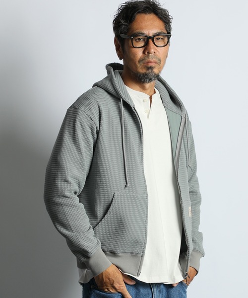 The DUFFER of ST.GEORGE(ザダファーオブセントジョージ)の「WAFFLE ZIP HOODIE:ワッフル ジップ フーディー / フルジップパーカー(パーカー・メンズ・ブルー/グレー・X-LARGE/LARGE/MEDIUM)」の3枚目の写真