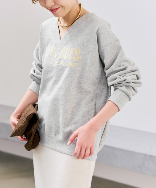 Spick & Span(スピックアンドスパン)の「《別注 / 》LA HUTTE Vネックスウェット*(スウェット・レディース・ライトグレー/ネイビー/アイボリー・FREE)」の8枚目の写真