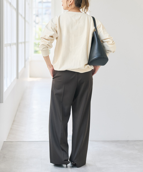 Spick & Span(スピックアンドスパン)の「《別注 / 》LA HUTTE Vネックスウェット*(スウェット・レディース・ライトグレー/ネイビー/アイボリー・FREE)」の19枚目の写真