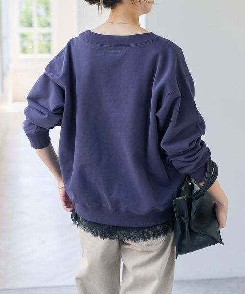 Spick & Span(スピックアンドスパン)の「《別注 / 》LA HUTTE Vネックスウェット*(スウェット・レディース・ライトグレー/ネイビー/アイボリー・FREE)」の22枚目の写真
