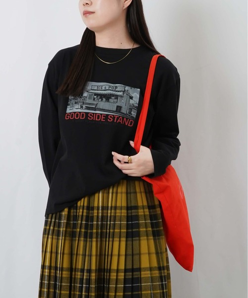 LUCA/LADY LUCK LUCA（ルカ/レディラックルカ）の「LC/LLL フォトプリントロンT（Tシャツ/カットソー・レディース・チャコールグレー/オフホワイト/ブラック・FREE）」の5枚目の写真