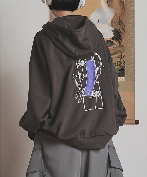 狐独（コドク）の「狐刺繍アシメジップフーディ（パーカー・メンズ・パープル/ブラック/パープル系その他/ブラック系その他/グレー系その他/チャコールグレー・LARGE/MEDIUM）」の3枚目の写真