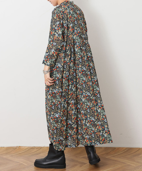JOURNAL STANDARD LUXE（ジャーナルスタンダード　ラックス）の「ローンフラワー ampleプルワンピース（ワンピース・レディース・ブラック・FREE）」の5枚目の写真