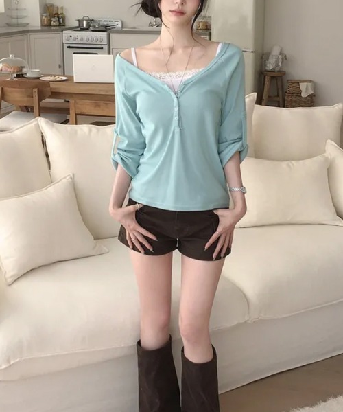 Emilie(エミリー)の「2WAYロールアップスリーブ ヘンリーネックロングTシャツ(Tシャツ/カットソー・レディース・ワインレッド/カーキ/アイボリー/ミント/ブラック/グレー・FREE)」の13枚目の写真