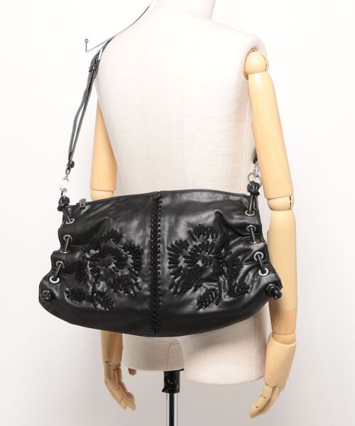 Desigual（デシグアル）の「Cord embroidery shoulder bag / コード刺繍ショルダーバッグ（ショルダーバッグ・レディース・ブラック・FREE）」の6枚目の写真