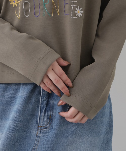 BRODIAEA(ブローディア)の「BRODIAEA ダンボールニット刺繍プルオーバー(Tシャツ/カットソー・レディース・カーキ・40)」の19枚目の写真