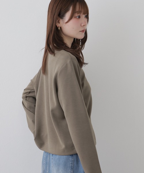 BRODIAEA(ブローディア)の「BRODIAEA ダンボールニット刺繍プルオーバー(Tシャツ/カットソー・レディース・カーキ・40)」の8枚目の写真