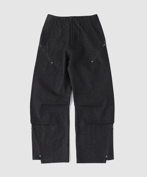 SAN SAN GEAR（サンサンギア）の「SAN SAN GEAR / サンサンギア DART DENIM PANTS（デニムパンツ・メンズ・ブラック/ネイビー・1/2）」の2枚目の写真