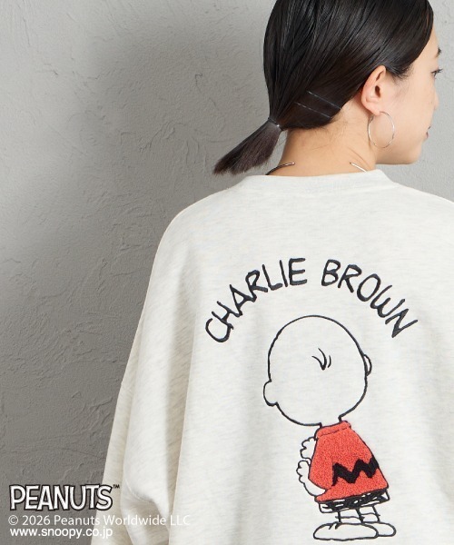PEANUTS（ピーナッツ）の「【FUDGE 10月号掲載】[PEANUTS×JEANS FACTORY/ピーナッツ×ジーンズ ファクトリー] 別注 チャーリー・ブラウン / サガラ刺繍クルーネックスウェット（スウェット・レディース・グレー/オフホワイト/ブラック・L/M/S）」の8枚目の写真