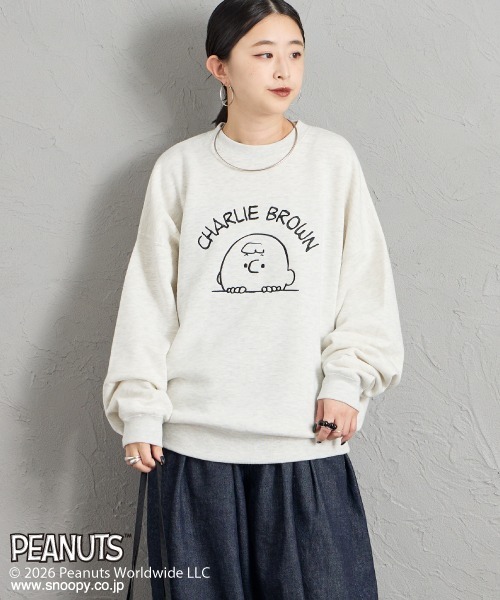 PEANUTS（ピーナッツ）の「【FUDGE 10月号掲載】[PEANUTS×JEANS FACTORY/ピーナッツ×ジーンズ ファクトリー] 別注 チャーリー・ブラウン / サガラ刺繍クルーネックスウェット（スウェット・レディース・グレー/オフホワイト/ブラック・L/M/S）」の13枚目の写真