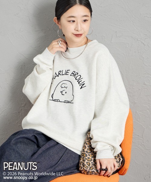 PEANUTS（ピーナッツ）の「【FUDGE 10月号掲載】[PEANUTS×JEANS FACTORY/ピーナッツ×ジーンズ ファクトリー] 別注 チャーリー・ブラウン / サガラ刺繍クルーネックスウェット（スウェット・レディース・グレー/オフホワイト/ブラック・L/M/S）」の12枚目の写真