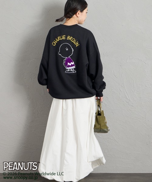PEANUTS（ピーナッツ）の「【FUDGE 10月号掲載】[PEANUTS×JEANS FACTORY/ピーナッツ×ジーンズ ファクトリー] 別注 チャーリー・ブラウン / サガラ刺繍クルーネックスウェット（スウェット・レディース・グレー/オフホワイト/ブラック・L/M/S）」の21枚目の写真