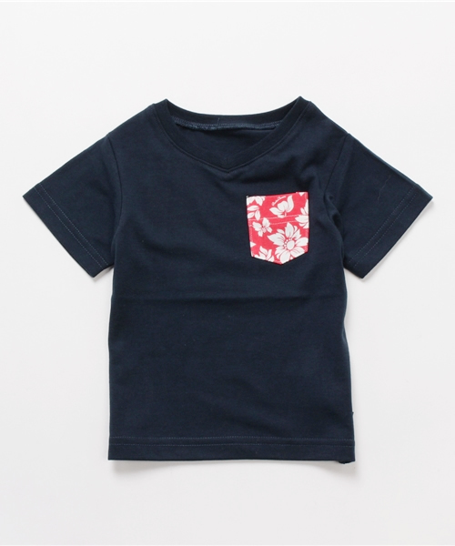 RODEO CROWNS WIDE BOWL（ロデオクラウンズワイドボウル）の「キッズ CALHD Vネック 柄ポケ Tシャツ（Tシャツ/カットソー・キッズ・ブラック/サックスブルー/ネイビー/ホワイト・X-SMALL/MEDIUM/LARGE/SMALL）」の3枚目の写真