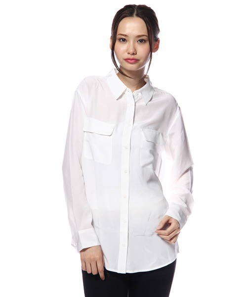 AMERICAN RAG CIE（アメリカンラグシー）の「EQUIPMENT エクイップメント/207-EQI-Q23-E035（シャツ/ブラウス・レディース・オフホワイト/ベージュ/ライトベージュ/ホワイト/ライトブラウン/ブルー/レッド・SMALL/X-SMALL）」の4枚目の写真