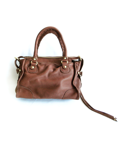 And A（アンドエー）の「カガリショルダーバッグ（And A×Beau're）（ショルダーバッグ・レディース・ブラック/ライトブラウン/レッド・FREE）」の4枚目の写真