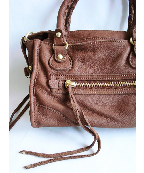 And A（アンドエー）の「カガリショルダーバッグ（And A×Beau're）（ショルダーバッグ・レディース・ブラック/ライトブラウン/レッド・FREE）」の7枚目の写真