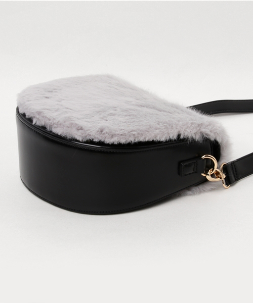 Andemiu（アンデミュウ）の「フラップコンビショルダーＢＡＧ772089（ショルダーバッグ・レディース・ブラック/グレー・FREE）」の4枚目の写真