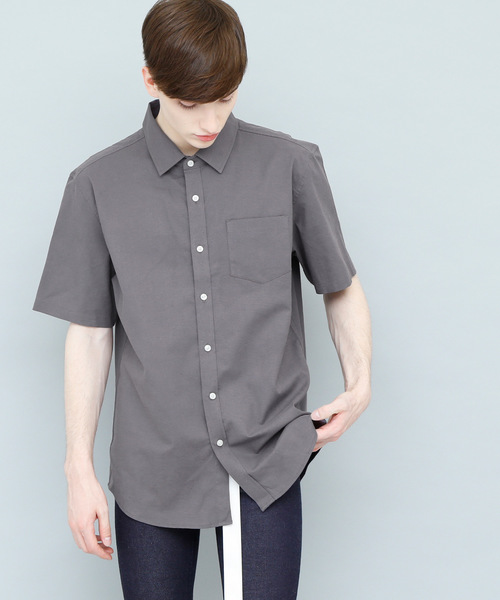 EMMA CLOTHES（エマクローズ）の「LINEN×COTTONオーバーサイズレギュラーカラーシャツ（シャツ/ブラウス・メンズ・チャコール/ブラック/ブルー/オフホワイト/ネイビー/ベージュ/ダークグリーン・L/M/S）」の15枚目の写真