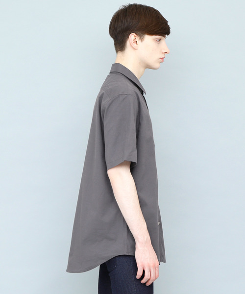 EMMA CLOTHES（エマクローズ）の「LINEN×COTTONオーバーサイズレギュラーカラーシャツ（シャツ/ブラウス・メンズ・チャコール/ブラック/ブルー/オフホワイト/ネイビー/ベージュ/ダークグリーン・L/M/S）」の21枚目の写真