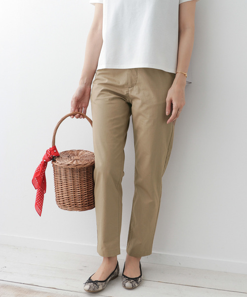 URBAN RESEARCH DOORS（アーバンリサーチドアーズ）の「コットンテーパードパンツ（その他パンツ・レディース・ネイビー/ベージュ・38/36）」の4枚目の写真