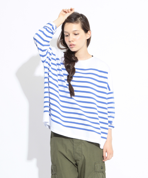 BEAMS BOY（ビームスボーイ）の「BEAMS BOY / ナバルボーダー ビッグボートネック（Tシャツ/カットソー・レディース・ブルー・ONE SIZE）」の9枚目の写真