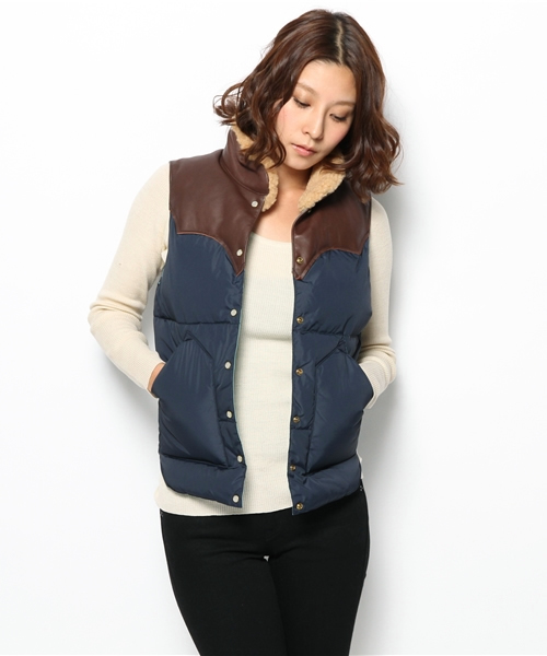 SOFFITTO（ソフィット）の「Rocky Mountain /  Christy Vest（ダウンベスト・レディース・ベージュ/レッド/ネイビー・3/2）」の7枚目の写真
