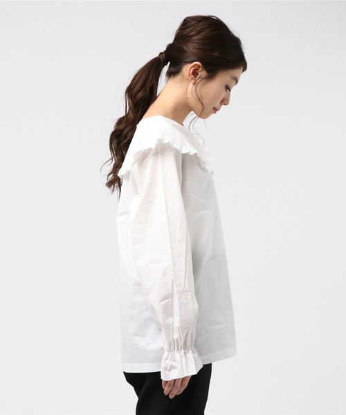 WEGO（ウィゴー）の「WEGO/フリルビッグカラーブラウス（シャツ/ブラウス・レディース・ホワイト/ライトベージュ・FREE）」の3枚目の写真