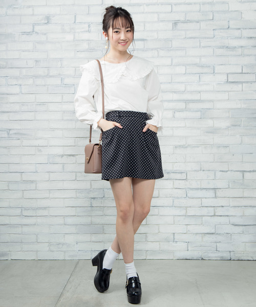 WEGO（ウィゴー）の「WEGO/フリルビッグカラーブラウス（シャツ/ブラウス・レディース・ホワイト/ライトベージュ・FREE）」の5枚目の写真