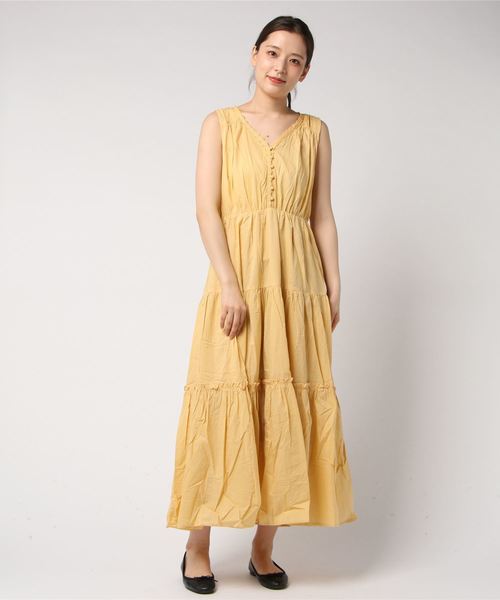 axes femme（アクシーズファム）の「くるみ釦ティアードワンピース