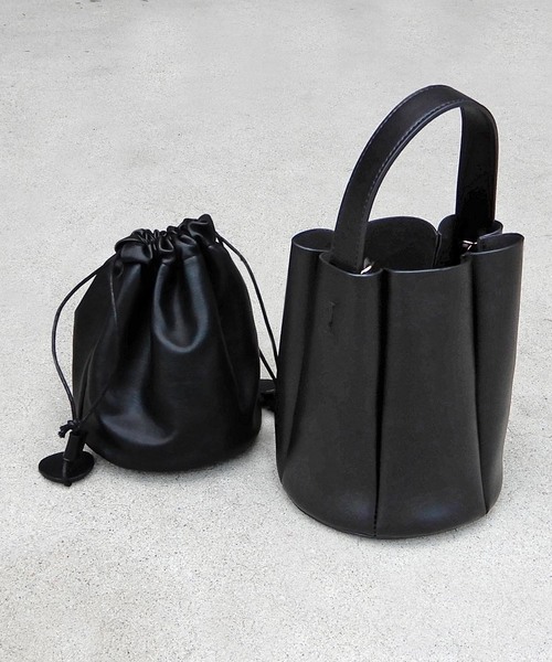 minia（ミニア）の「バケツミニショルダー＜巾着付き＞ ＜ ハンドバッグ･ショルダー ＞（ハンドバッグ・レディース・ホワイト/ブラック/レッド/グリーン・FREE）」の2枚目の写真