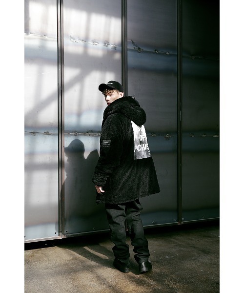 【訳あり格安 BTSジョングク着用】MASSNOUN☆ダウンジャケット 黒 M BTS ジョングク 着用 マスノウン MASSNOUN ダウンジャケット コート