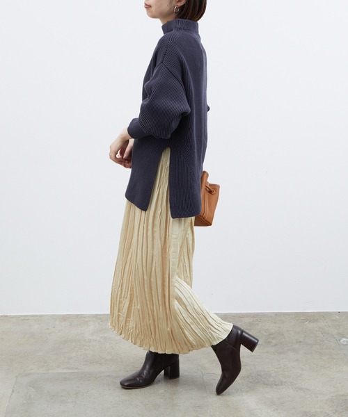 ADAM ET ROPE'（アダムエロペ）の「コットンアクリルルーズスリットプルオーバー（ニット/セーター・レディース・ホワイト/ネイビー・FREE）」の5枚目の写真