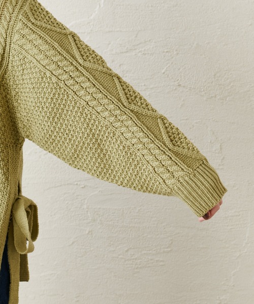 natural couture(ナチュラルクチュール)の「サイドリボンゆるっとニット(ニット/セーター・レディース・ブラック/ブラウン/グリーン/アイボリー・FREE)」の6枚目の写真