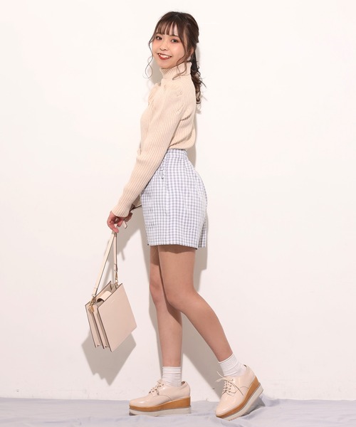 one after another NICE CLAUP(ワンアフターアナザーナイスクラップ)の「サイドボタンショートパンツ(その他パンツ・レディース・ブラック/ブラック系その他/グレー系その他/ベージュ・FREE)」の11枚目の写真