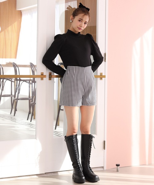 one after another NICE CLAUP(ワンアフターアナザーナイスクラップ)の「サイドボタンショートパンツ(その他パンツ・レディース・ブラック/ブラック系その他/グレー系その他/ベージュ・FREE)」の10枚目の写真